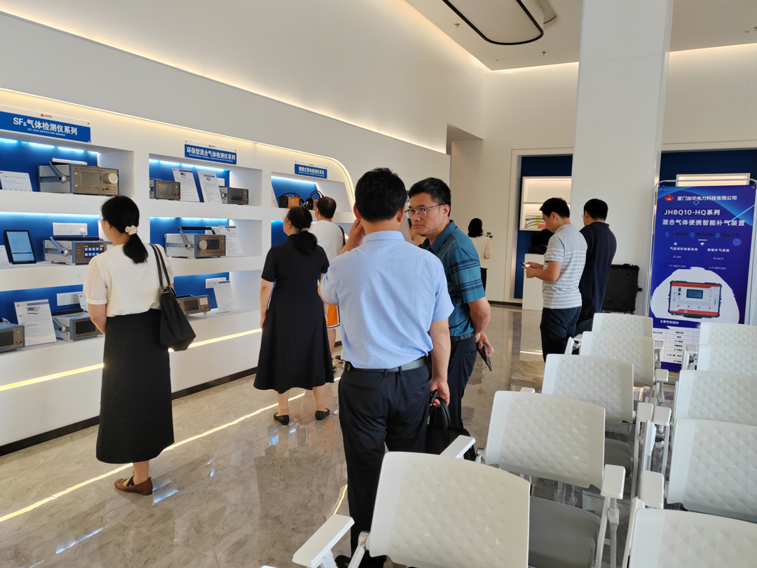 展厅1080.jpg